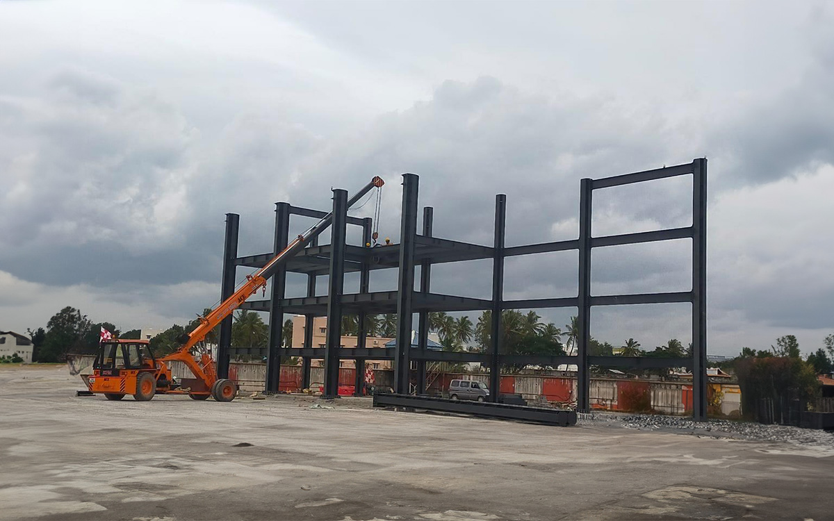 hangar building image - metpro