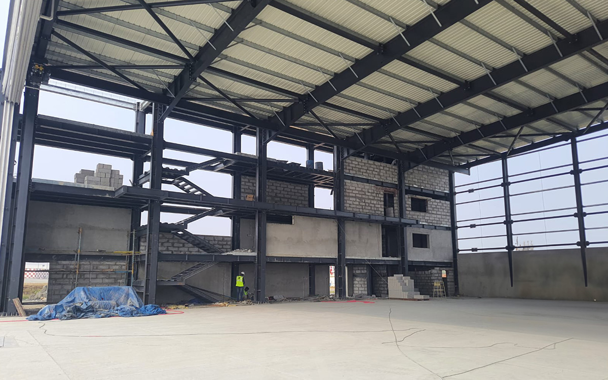 hangar building image - metpro